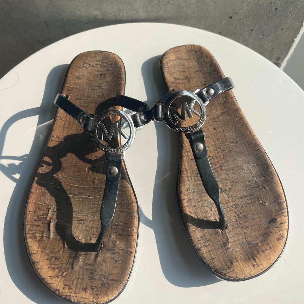 Used Michael Kors Flip Flops | Designer Summer Sandals Logo Thong Sandals - Picture 2 of 4